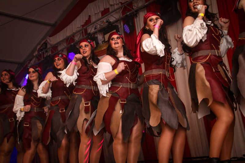 12-Ladies-Night-Mersch-Pattern-048