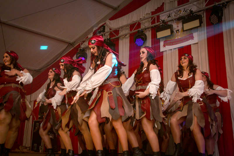 12-Ladies-Night-Mersch-Pattern-052