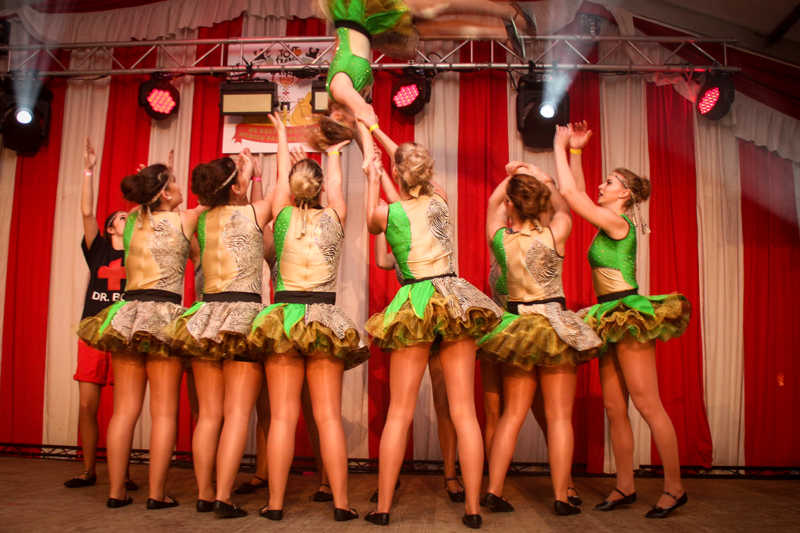 12-Ladies-Night-Mersch-Pattern-118