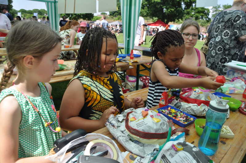 Wenn-Kinder-feiern-lacht-die-Sonne-COLLAGE-10-Kopie