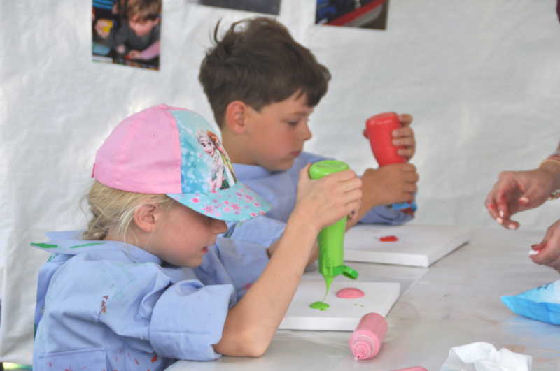 Wenn-Kinder-feiern-lacht-die-Sonne-COLLAGE-11-Kopie