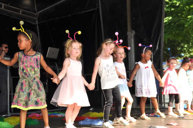 Wenn-Kinder-feiern-lacht-die-Sonne-COLLAGE-15-Kopie