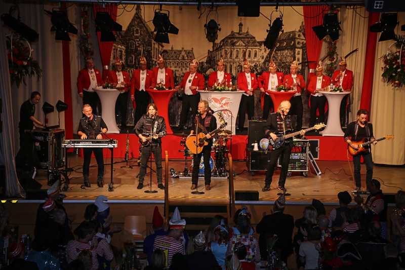 Kostuemsitzung-KG-Rurbluemchen-Juelich-77