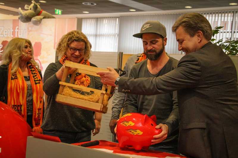 Sparkasse-Dueren-Sparschwein-Aktion-2-02