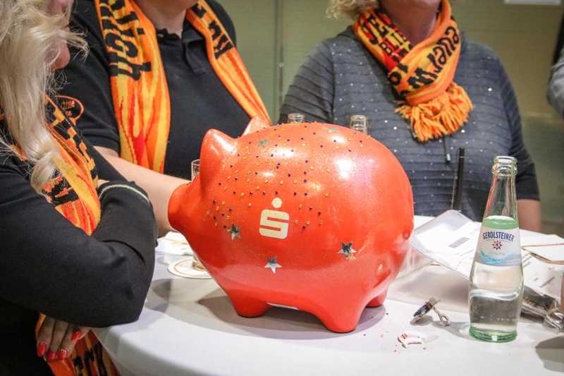 Sparkasse-Dueren-Sparschwein-Aktion-40