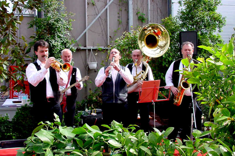 Jazz in der Blumenhalle gehörte in den 2000er Jahren zum festen Programm im Park. Foto: Archiv Manuela und Heinrich Horrig