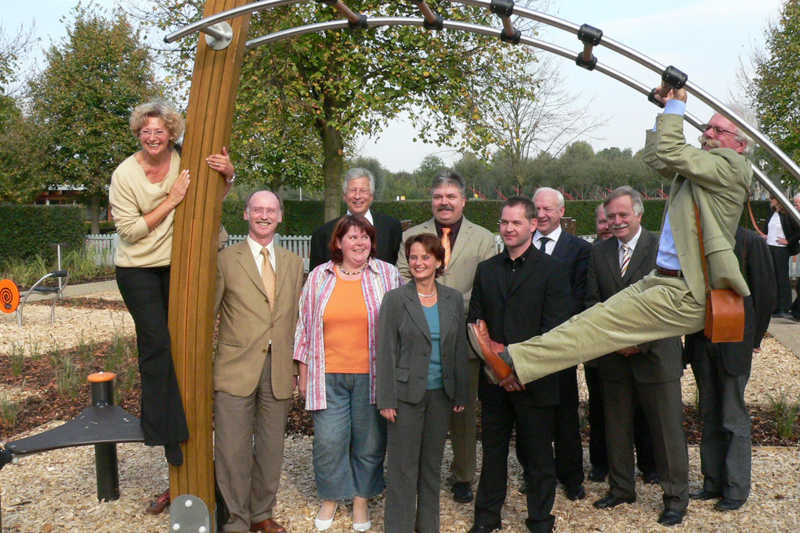 Der Fitnessgarten wird 2006 eröffnet. Foto: Archiv Manuela und Heinrich Horrig