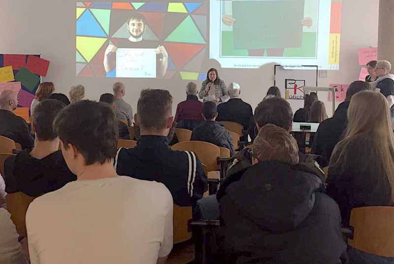 BKJ-Powepoint-der-Schüler-zum-Thema-über-zwei-Wochen-gedrehte-Filme-und-Fotos-Kopie