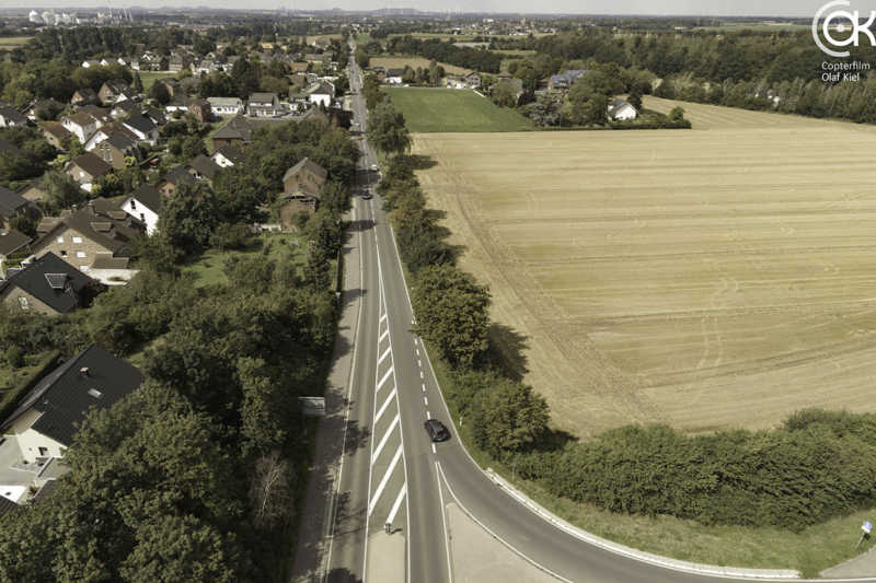 DCIM\128C23HD\YUN_0007.