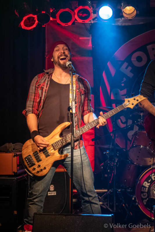 Rock-City-Pit-is-open-Kulturbahnhof-Jülich-2019-Ape-Shack-037