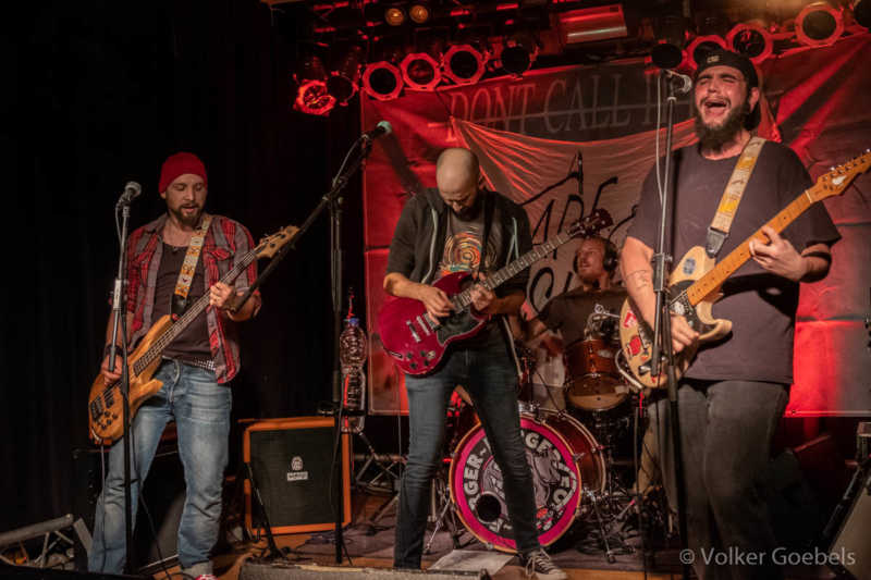 Rock-City-Pit-is-open-Kulturbahnhof-Jülich-2019-Ape-Shack-060