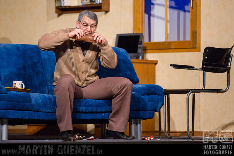 Bhne-80-Der-Neurosenkavalier-Auffhrung-2013-04-26-0326-FB