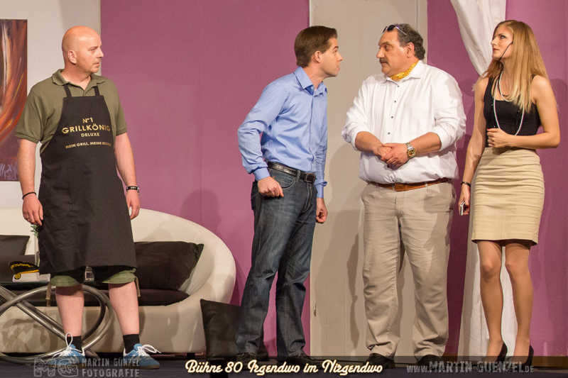 Bhne-80-Irgendwo-im-Nirgendwo-Auffhrung-087