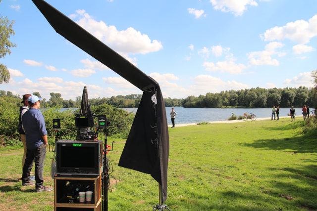 Idylle am Barmener See für die Turnschuh-Giganten. Foto: Arne Schenk