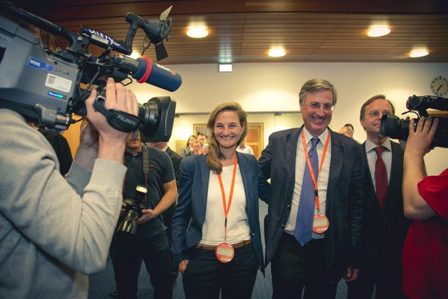 Wahlsiegerin Frau Dr. Patricia Peill im Kreishaus | Foto: Marcel Kanehl