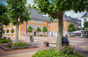 Denkmalgeschützt ist das alte Rathaus am Markt in Jülich. Jetzt wird es zum Verwaltungszentrum Nord umgebaut. Foto: Dorothée Schenk