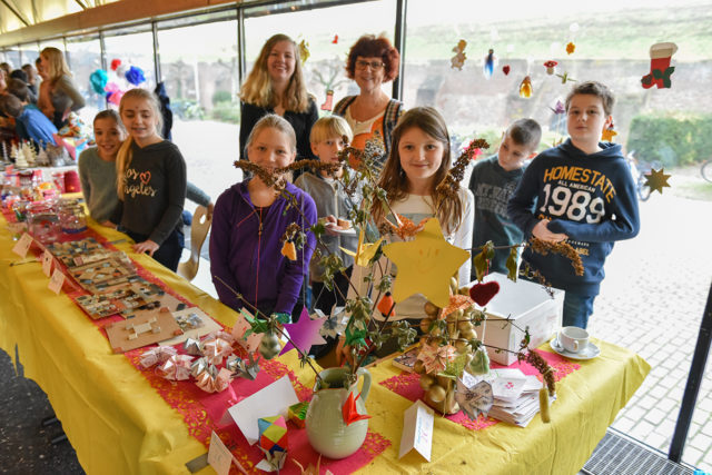 Zum 40. Mal richtete das Gymnasium Zitadelle seinen Weihnachtsbasar aus. Foto: Schule