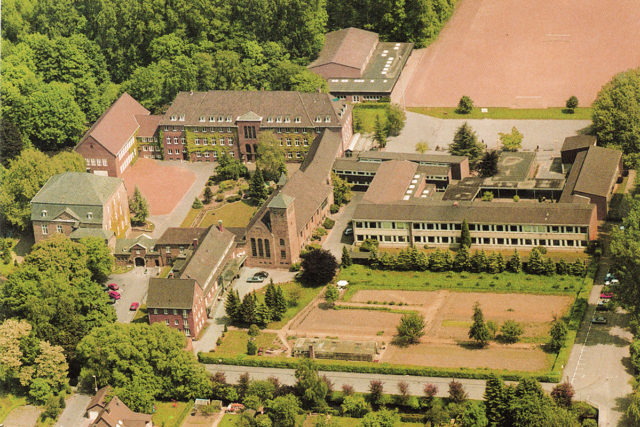 Luftbild von Haus Overbach aus dem Jahr 2000. Foto: GHO/Archiv