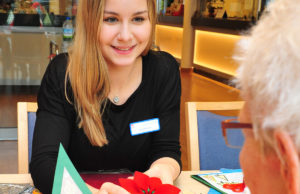 Ehrenamtliches Engagement im stationären Hospiz im St. Augustinus Krankenhaus Düren. Hier beginnt im Januar ein Qualifizierungskurs für Ehrenamtliche. Foto: Kaya Erdem