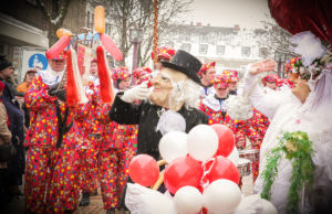 Zweimal über die Köllestroß! Der Zoch kütt. Foto: Dorothée Schenk