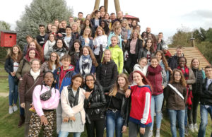 Ein Besuch im Brückenkopf-Park gehörte für die Schüler zum Vergnügungsprogramm dazu. Foto: MGJ