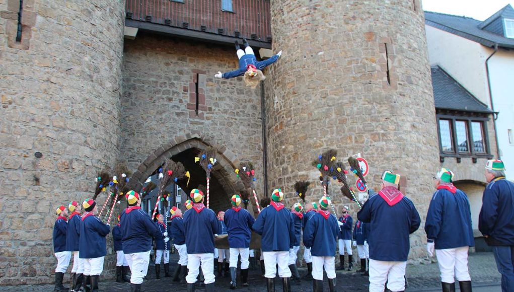 Drum stimmt einjeder mit uns ein: Lazarus er lebe hoch! Foto: Arne Schenk