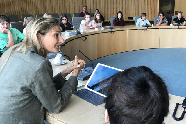 Patricia Peill setzt sich als Landtagsabgeordnete für den intensiven Austausch mit Jugendlichen ein. Darum engagiert sie sich im Projekt Jugend-Landtag. Foto: Ariane Schenk