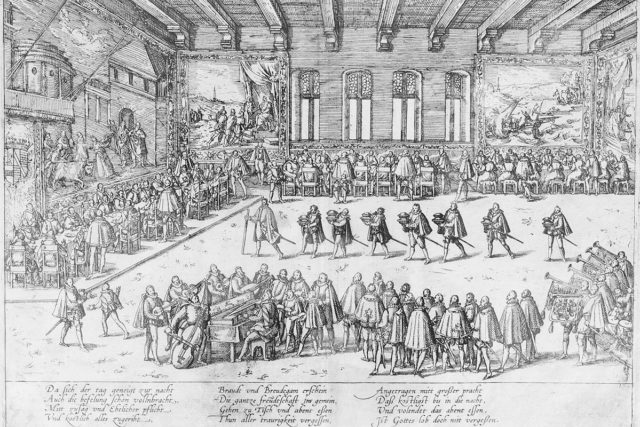 Abbildung: Franz Hogenberg, Das Hochzeitsbankett im großen Festsaal des Düsseldorfer Schlosses anlässlich der Hochzeit Herzog Johann Wilhelms I. mit Jakobe von Baden 1585 aus der Festbeschreibung durch Diedrich Graminäus von 1587 (Original und Foto: Museum Zitadelle Jülich)