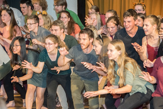 Am musikalischen Sommerfest im Haus Overbach beteiligen sich die Overbacher Singschule und die Orchester des Gymnasiums Haus Overbach