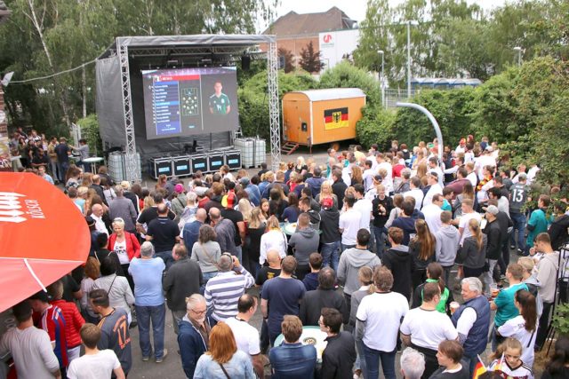 Da war die WM-Welt noch in Ordnung. Foto: Frank Besselmann