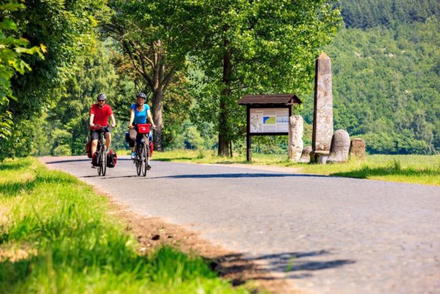 Mit dem Fahrrad auf der „Via Belgica“. Foto: Patrick Gawandtka, © Museum Zitadelle