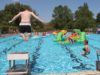 Unter freiem Himmel 1000 Besucher kamen alleine zum Ferienstart ins Freibad. Foto: Dorothée Schenk