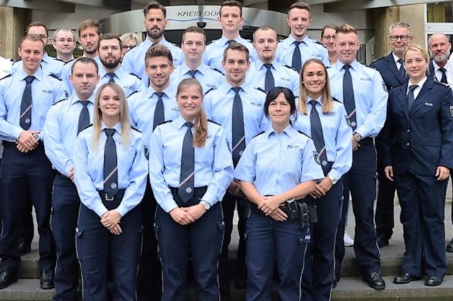 Die 21 neuen Kollegen der Polizei. Foto: Polizei
