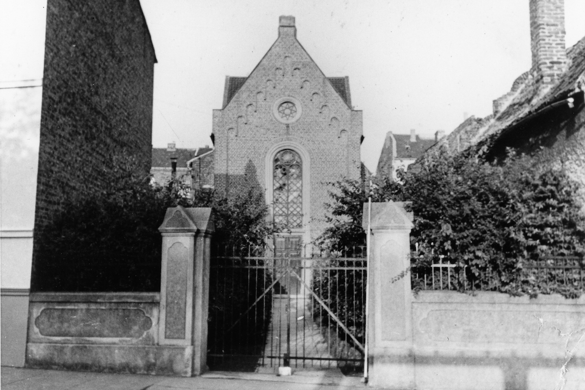 Die Jülicher Synagoge kurz vor der Schändung im November 1938. Foto: René von Schöfer, Stadtarchiv Jülich