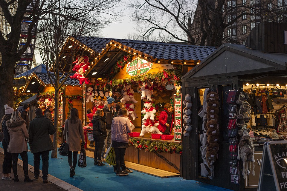 Weihnachtsmarkt auf dem Jülicher Schlossplatz