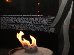 Gedenkfeier am Mahnmal für die im Naziregime ermordeten Juden im Jülicher Land. Foto: Dorothée Schenk