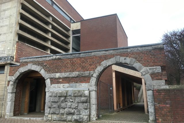 Die Sporthalle des Gymnasiums Zitadelle ist bereits seit Jahresanfang gesperrt. Foto: Dorothée Schenk