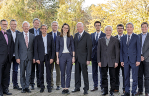 Aktuelle Forschungsergebnisse aus der Biotechnologie standen auch beim diesjährigen "Jülich Biotech Day" im Mittelpunkt. Mit dem Christian-Wandrey-Preis für ihre Masterarbeit wurde Isabell Scheifele von der Technischen Universität München (TUM) ausgezeichnet. Foto: Forschungszentrum Jülich / Ralf-Uwe Limbach