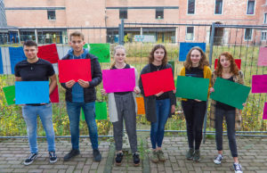 Die SV protestiert für die Öffnung des Innenhofs. Fotos: Dieter Benner