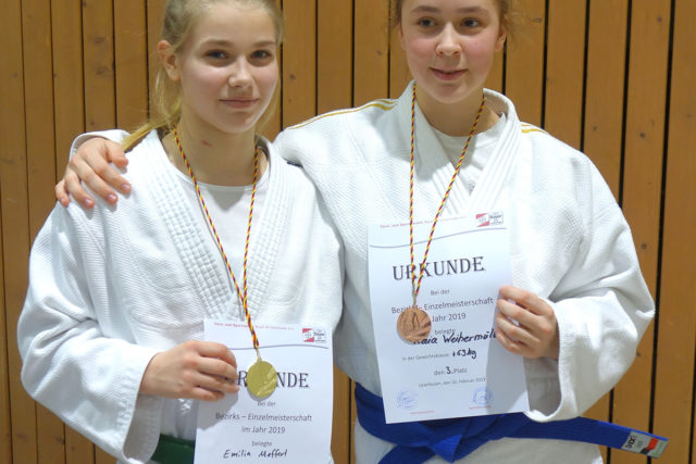 Maïa Weihermüller und Emilia Meffert qualifizierten sich für die Westdeutschen Meisterschaften in Dormagen. Foto: Verein
