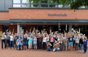 Die bläservielharmonie Hambach kooperiert seit Jahren erfolgreich mit der Musikschule Jülich. Foto: Frank Holland