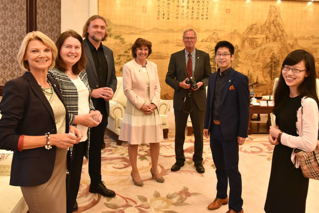 Begegnungen schaffen Möglichkeiten: Die Jülicher Delegation zu Besuch in Taicang. Foto: Stadt Jülich