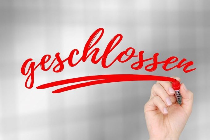 Eingeschränkt geöffnet