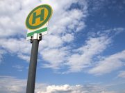 Mit dem SchöneFerienTicket können Kinder und Jugendliche in ganz NRW mobil sein.