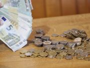 Geld Scheine Münzen