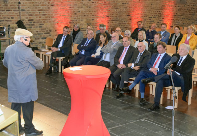 Caritas_Festakt 111_Kabarett_Savelsberg2 web Beitrag