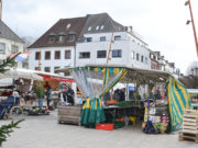 Markt verlegt mit Halteverbot