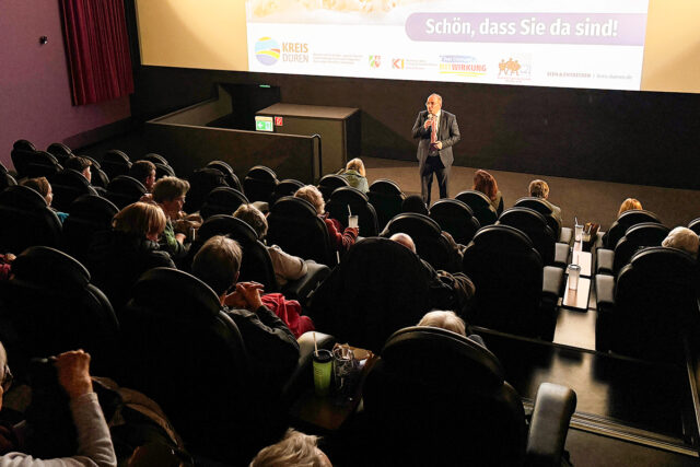 LR Dr. Nolten Dank an Ehrenamtler_web