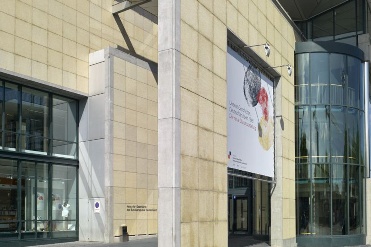 Die-Demokratie-und-der-erste-Bundeskanzler