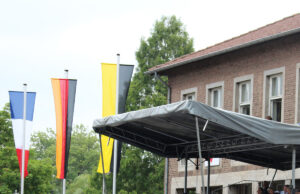 Keine dauerhafte Beflaggung